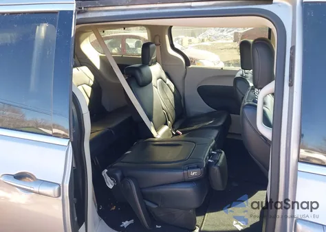 2018 Chrysler Pacifica Touring L из США, поврежденный, VIN 2C4RC1BG1JR269727